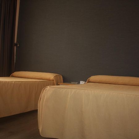 Hotel Lupa San Juan de Pinera Bagian luar foto